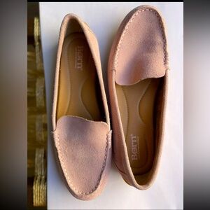 NEW! BORN Pink suede moccasins